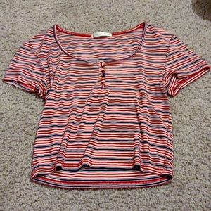 Red white and blue short sleeve cropped shirt super cute and trendy